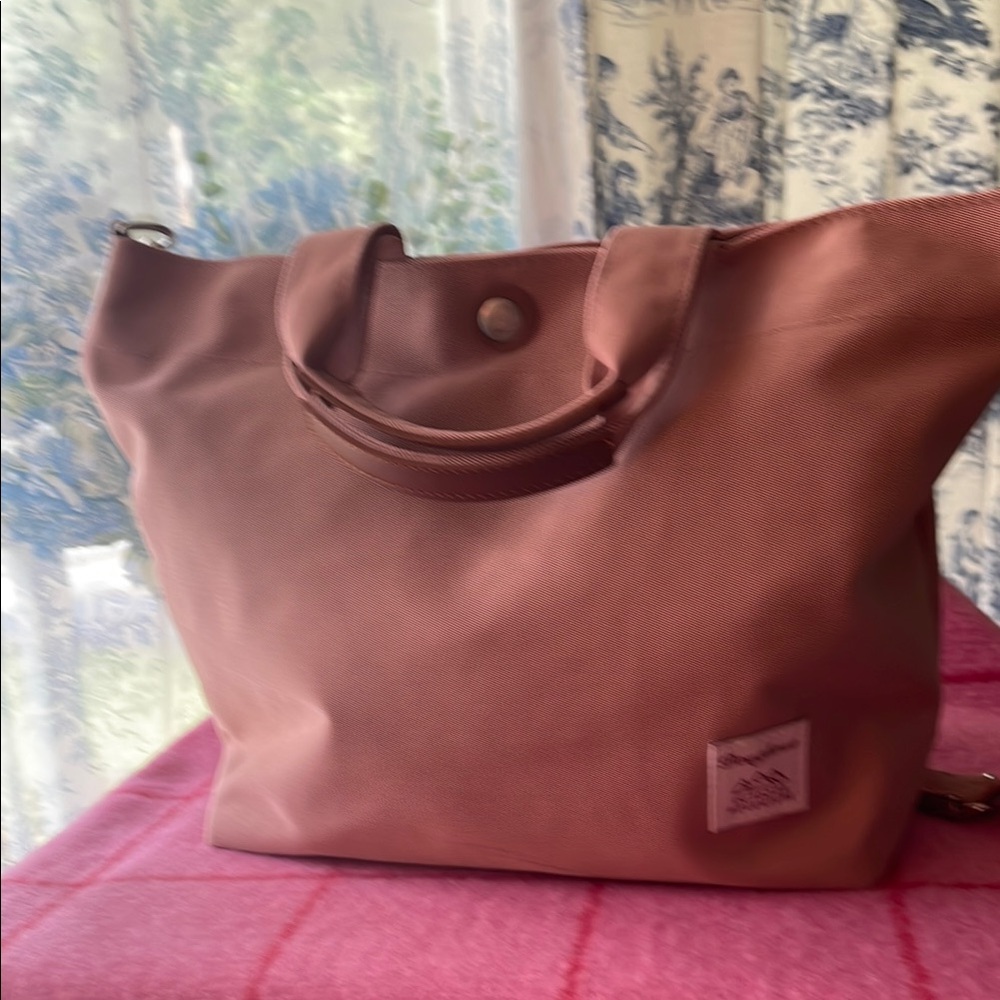 Contemporary Pink Leather Tote with Spacious Design Doughnut brand